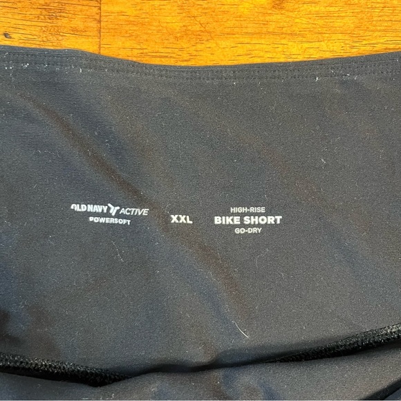 Old Navy Black Bike Shorts - Picture 2 of 6